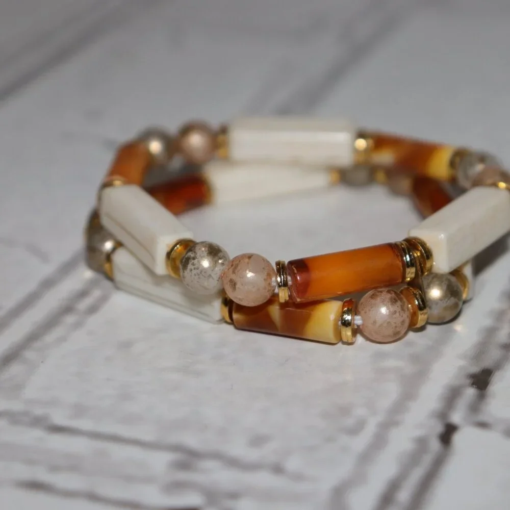 🍊 Vintage Double Bracelet – Gold, Cream & Orange – 7.5